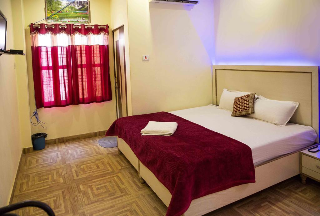 Assi River Guest House Varanasi Exterior photo