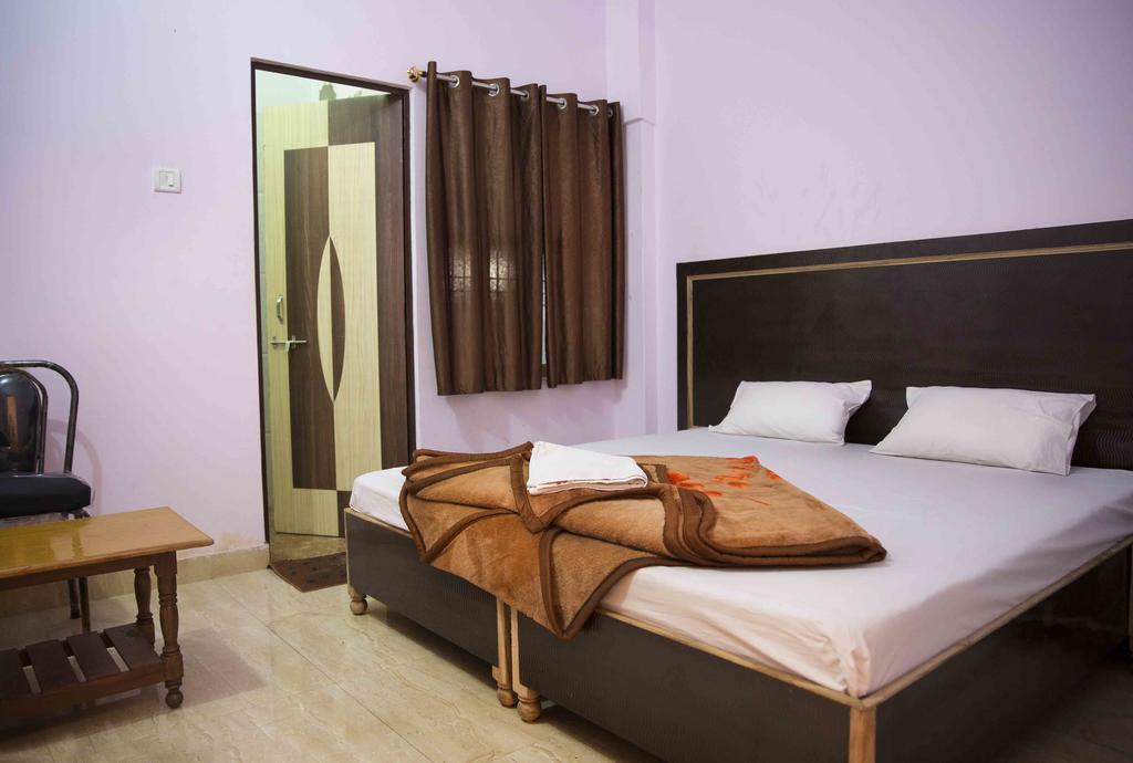 Assi River Guest House Varanasi Exterior photo