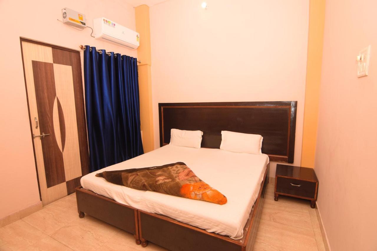 Assi River Guest House Varanasi Exterior photo